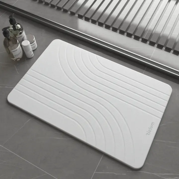 Alfombra de diatomita en baño, secado rápido tras la ducha y absorción de humedad